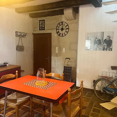 So British ! Atypique Et Sa Petite Terrasse Apartment *