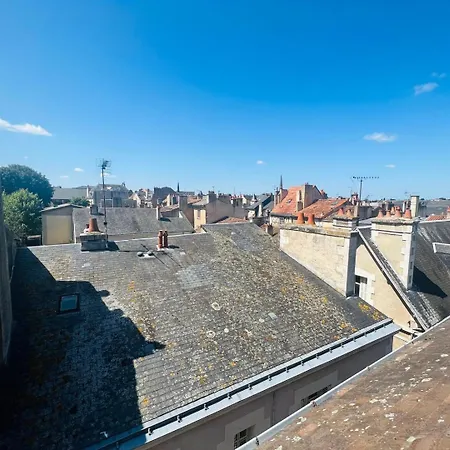 So British ! Atypique Et Sa Petite Terrasse Apartment Poitiers