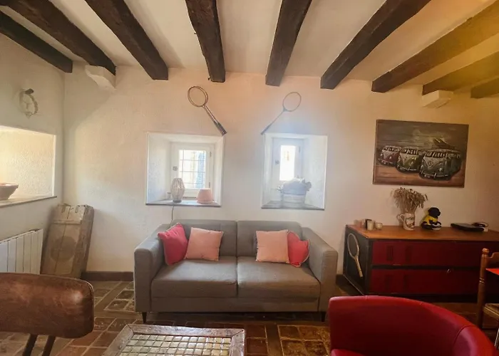 So British ! Atypique Et Sa Petite Terrasse * ポアティエ